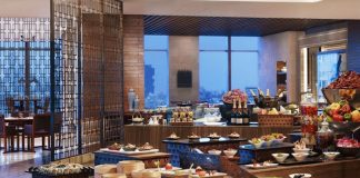 10 Best Restaurants In Mumbai Serving Delectable Buffet Seven Kitchens - The St. Regis