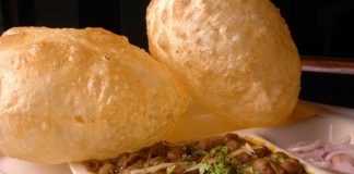 Check Out! South Delhi Houses Most Of Chole Bhature Walas South Delhi Chhole Bhature