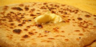 Check Out These Best Paratha Corners In Gurgaon! Parantha Station