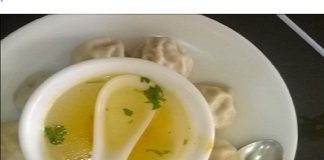 Places To Eat Around Sarojini Nagar Market To Satiate After-Shopping Hunger