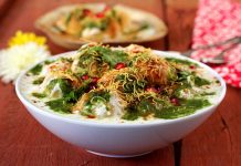 Foodies Special: Places Offering Street Food In Bangalore! Sri Sairam’s Chats and Juice