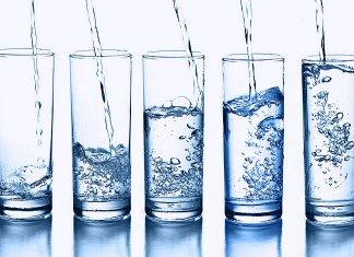 How to Stay Healthy while eating Hearty Meals in the Festive Season Drink lots of Water