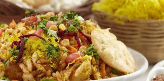 Succumb to your Love for Bhel Puri at these 7 Places in Mumbai Bhel Puri