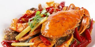 Explore the Catch of the Day at Mumbai’s Top 5 Seafood Places Featured Image