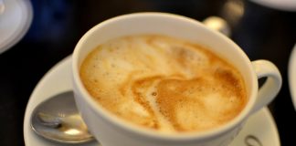 5 Must Try Places in Kolkata for a Cup of Coffee with Conversations Flurys