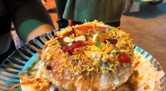 6 Irresistible Places for Street Food in Bangalore V V Puram Food Street