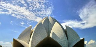 Symbol Of Serenity & Harmony: Lotus Temple In Delhi Unifies The Spirit Of Mankind. Must Visit! Lotus Temple