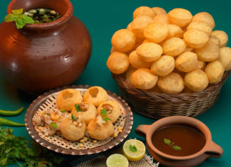 Try Pani Puri In The Best Places In Chennai Cover Image