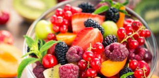 Cut The Crab! You Can Enjoy Snacks In A Healthy Way Include Fruits In Your Meals