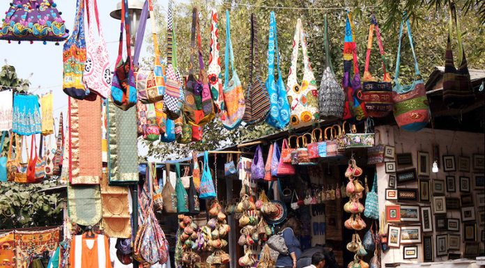 Dilli Haat: This Exotic Bazaar In Delhi Will Make You Fall For Its Food & Craft dilli-haat