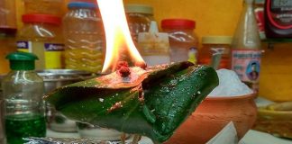 Feel The ‘Fire-Paan’ In Your Mouth At Shree Paan Dhaba, Kolkata Fire Paan