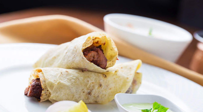 Broke? Here Are 6 Perfect Places In Delhi For Those Month-End Dates Khan Chacha