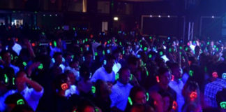 Silent-Disco Is Finally In Delhi To Make You Groove To Your Favourite Tracks! Headphones Lounge